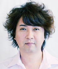 手塚 亜紀仁